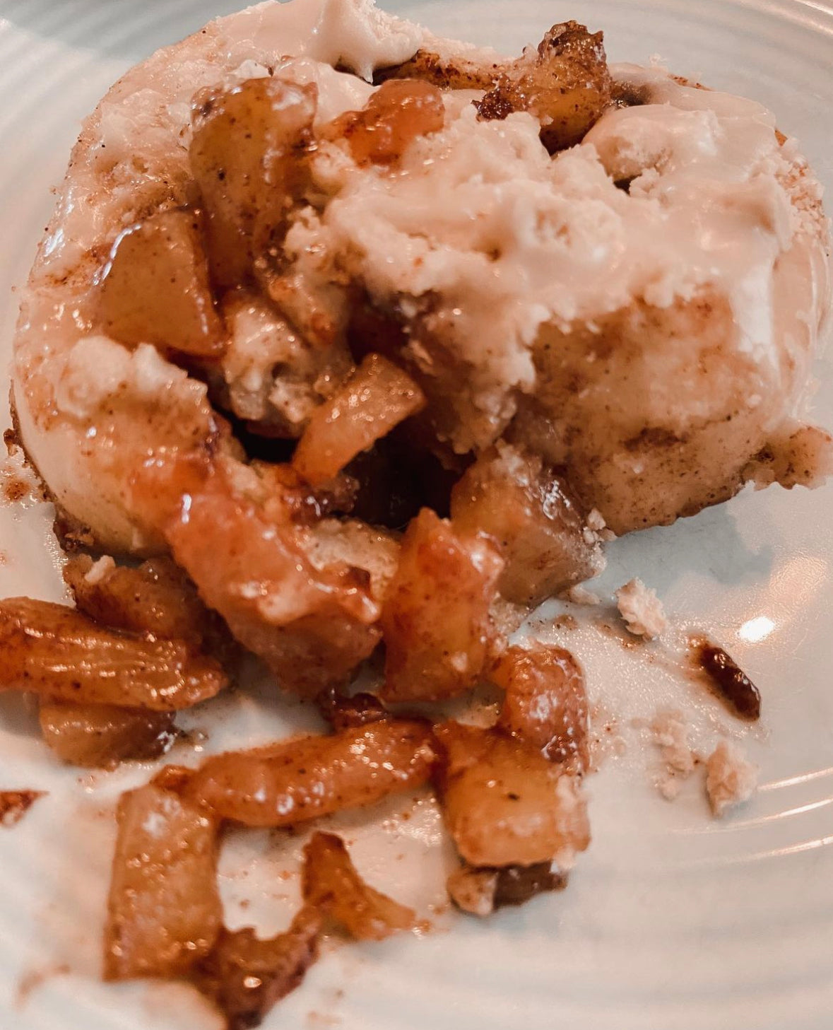 Cinnamon Apple Crisp Rolls